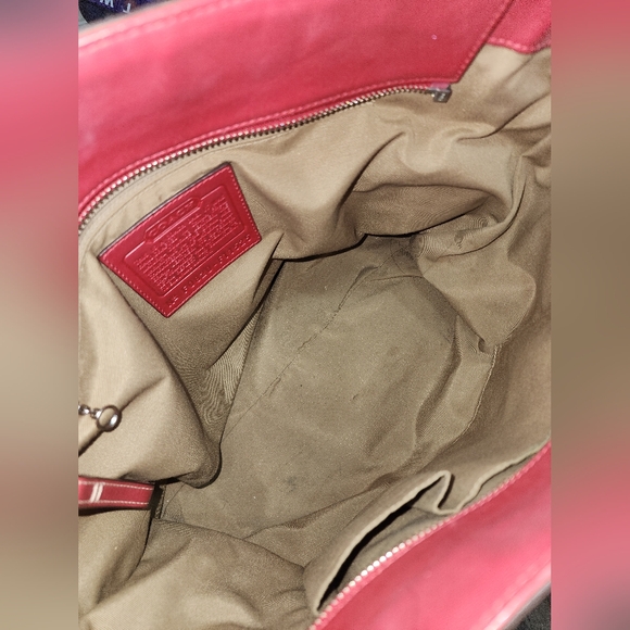 Coach RED Leather Gallery East West Tote Purse Turnlock Bag Vintage f0820-f11525 - Picture 13 of 13